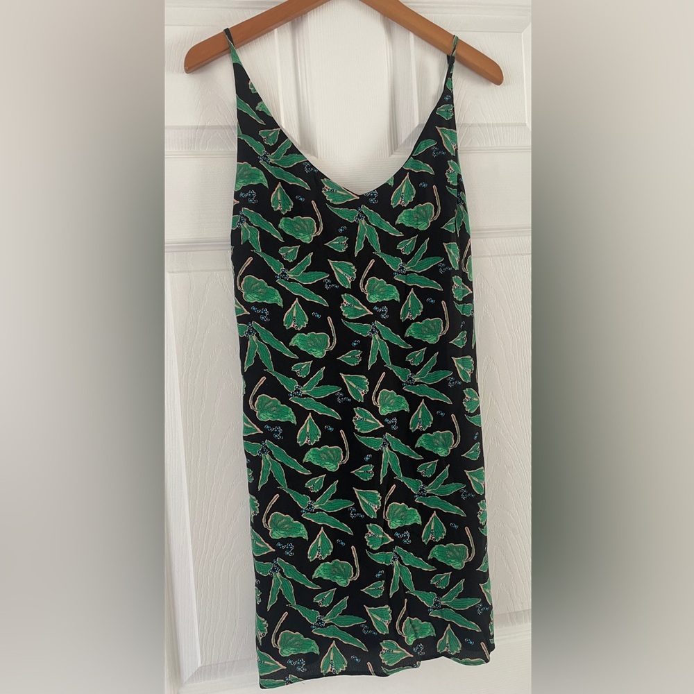 Urban Outfitters Low Cut Back Sleeveless Mini Dress Size Small
